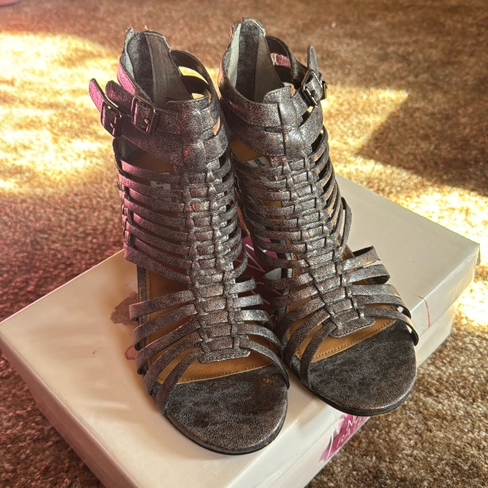 Heeled sandal